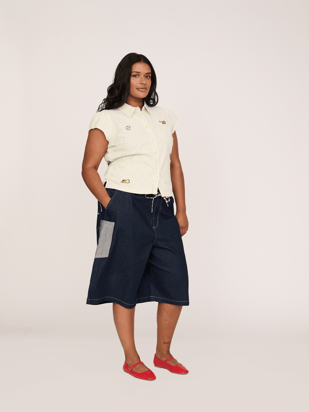 Pompompurin Fitted Pinstripe Shirt - PRE-ORDER SHIPS MID AUGUST